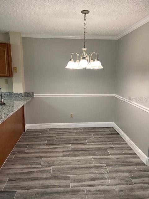 For Rent: $1,975 (2 beds, 2 baths, 1096 Square Feet)
