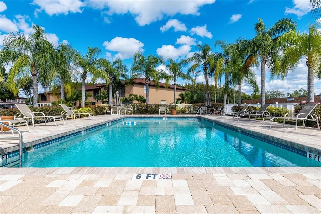 For Rent: $1,975 (2 beds, 2 baths, 1096 Square Feet)