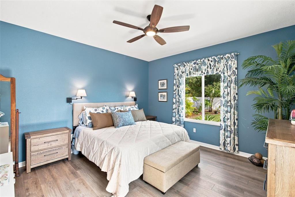 For Sale: $324,995 (3 beds, 2 baths, 1748 Square Feet)