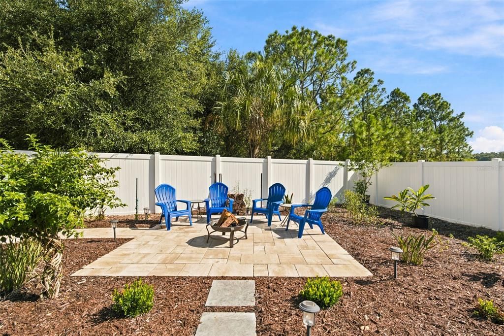 For Sale: $324,995 (3 beds, 2 baths, 1748 Square Feet)