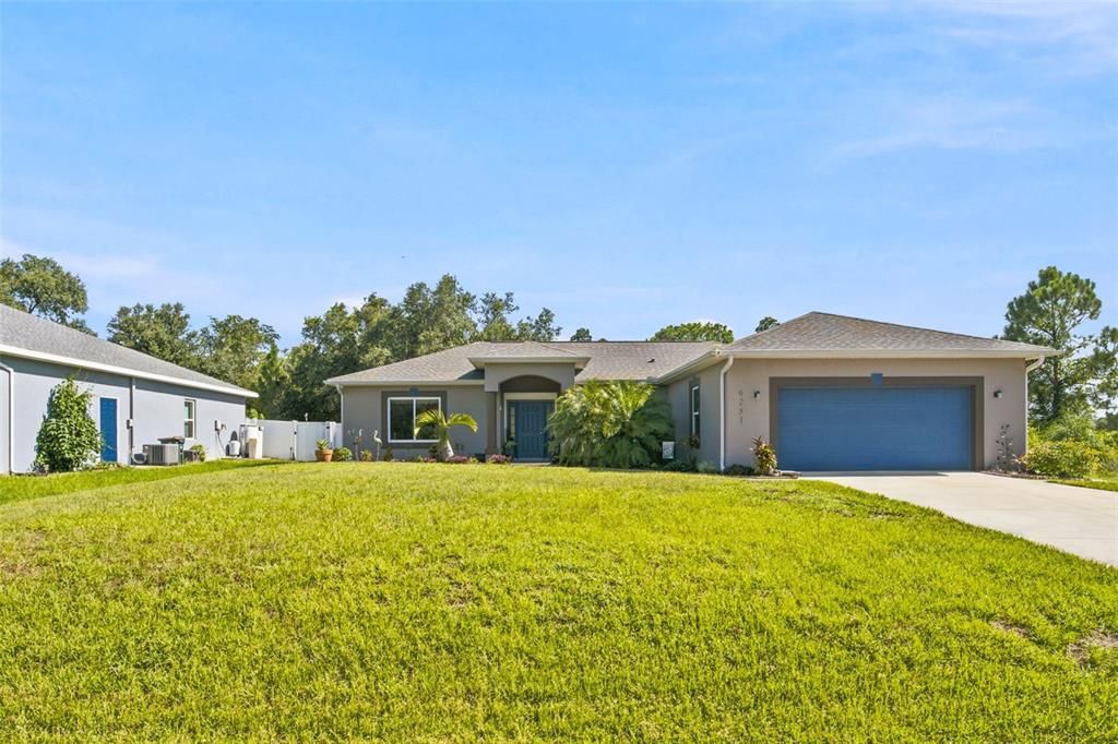 For Sale: $324,995 (3 beds, 2 baths, 1748 Square Feet)