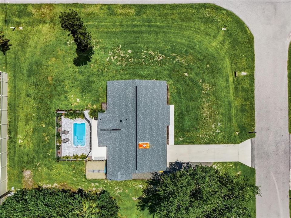 For Sale: $289,900 (2 beds, 2 baths, 1101 Square Feet)