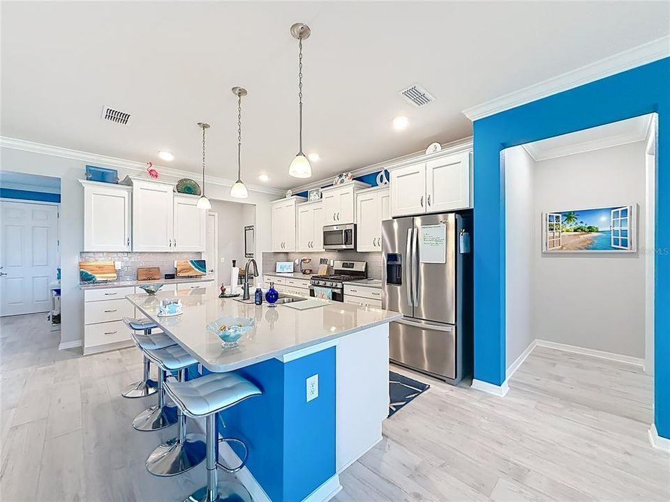 For Sale: $424,900 (3 beds, 2 baths, 2288 Square Feet)