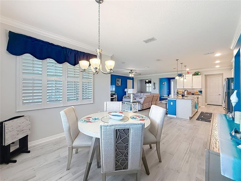 For Sale: $424,900 (3 beds, 2 baths, 2288 Square Feet)