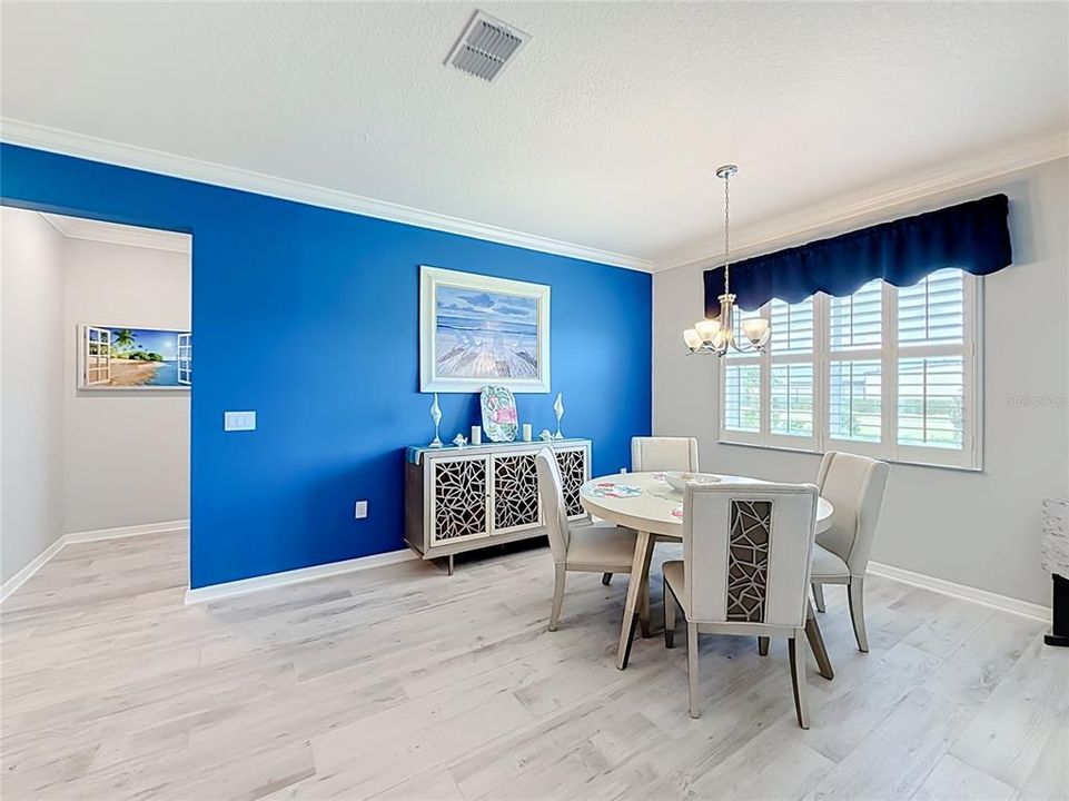 For Sale: $424,900 (3 beds, 2 baths, 2288 Square Feet)