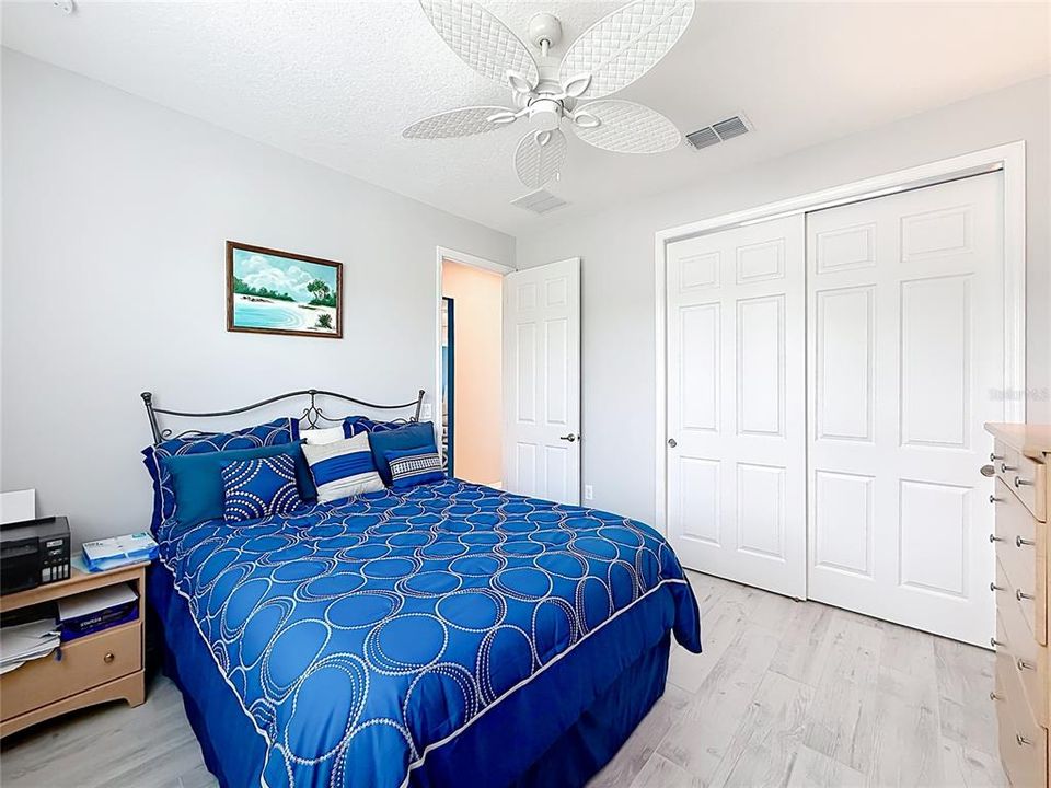 For Sale: $424,900 (3 beds, 2 baths, 2288 Square Feet)