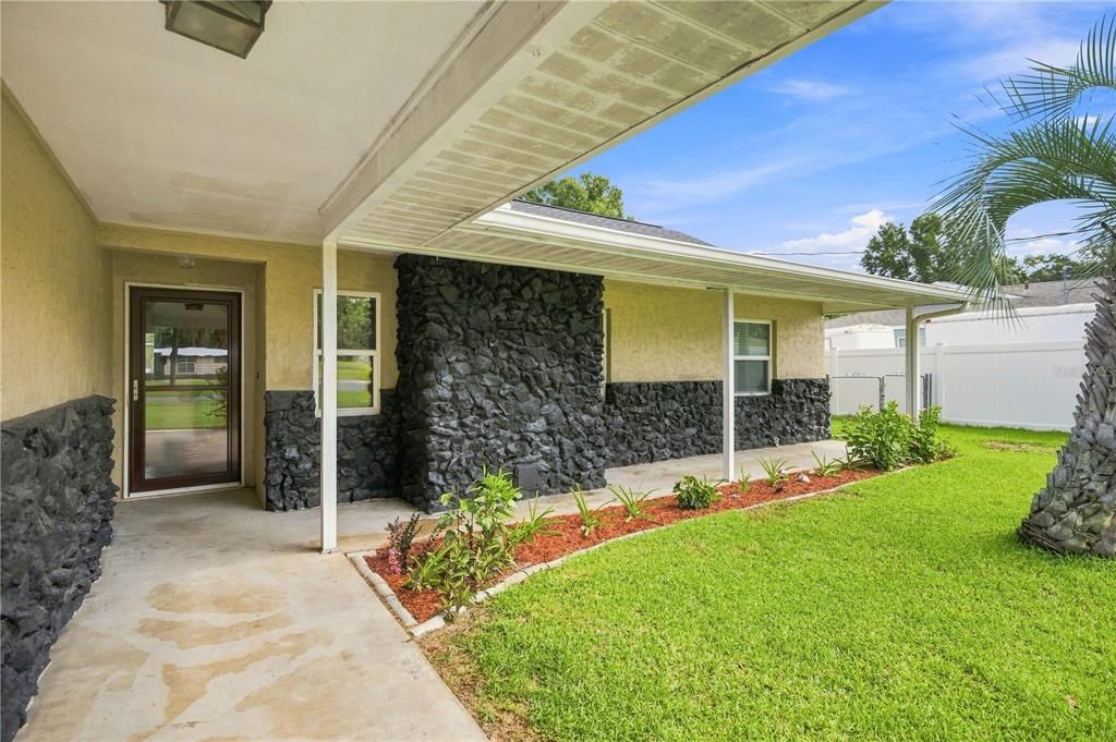 For Sale: $355,000 (3 beds, 2 baths, 1552 Square Feet)