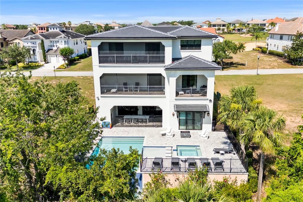 На продажу: $3,199,999 (11 спален, 12 ванн, 8580 Квадратных фут)