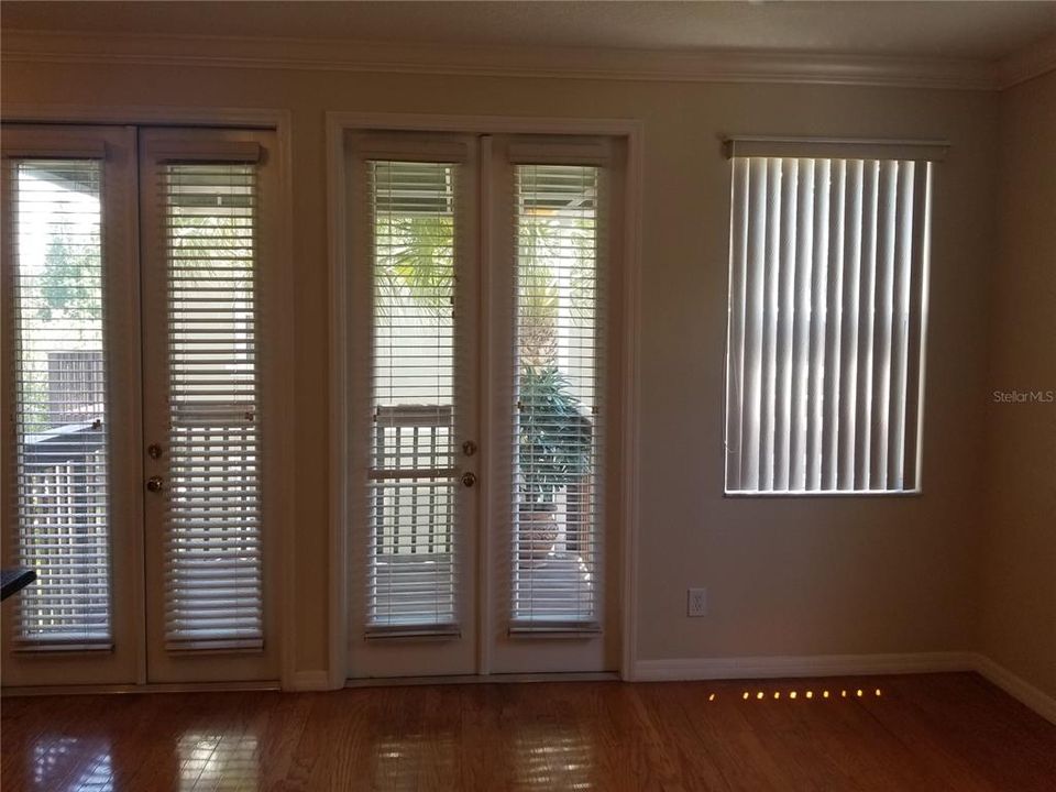 For Rent: $2,950 (3 beds, 2 baths, 1850 Square Feet)