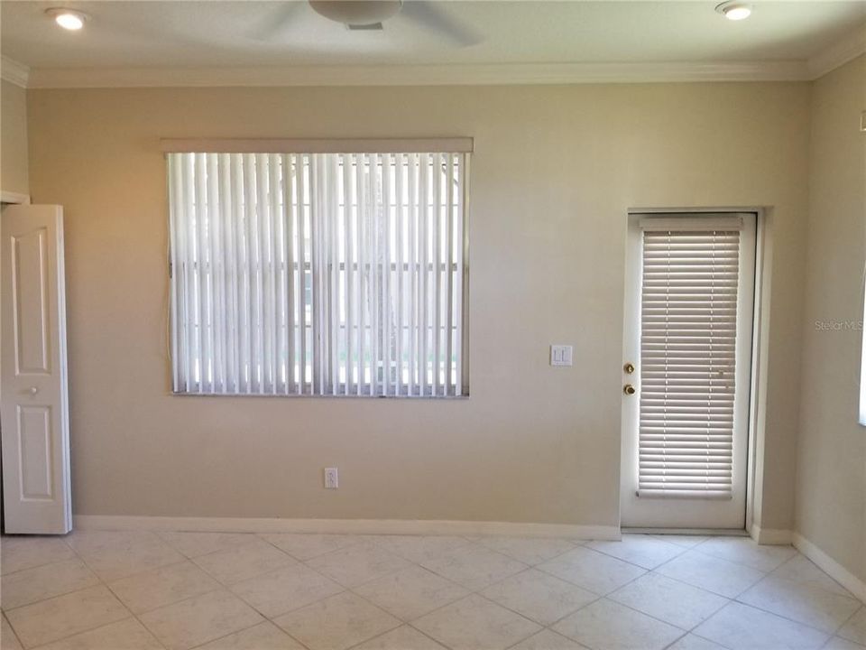 For Rent: $2,950 (3 beds, 2 baths, 1850 Square Feet)