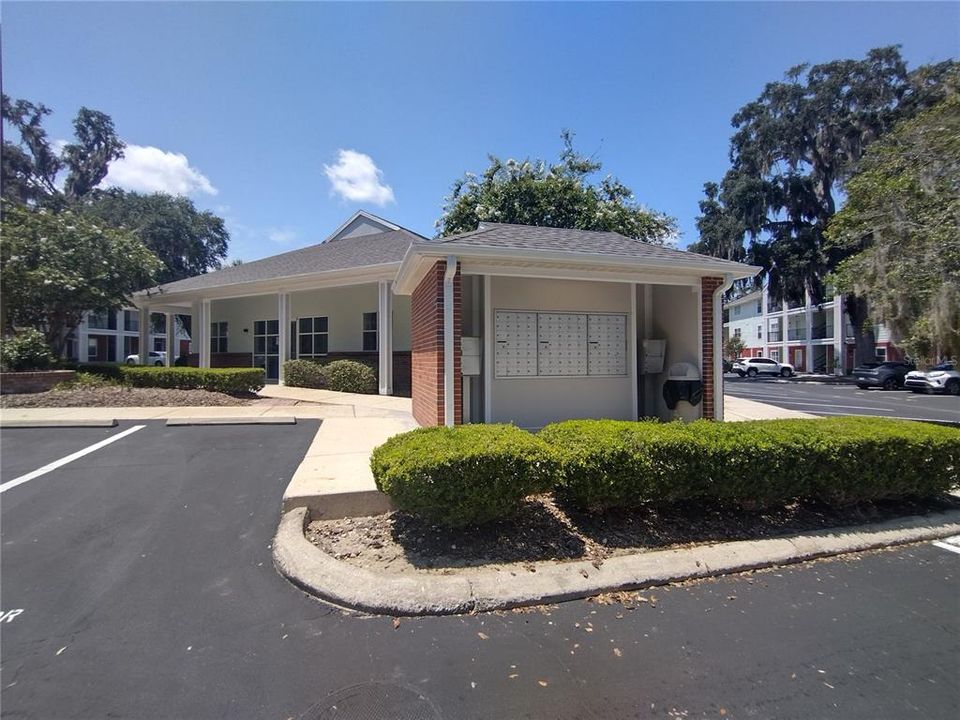 For Sale: $164,500 (3 beds, 2 baths, 1093 Square Feet)