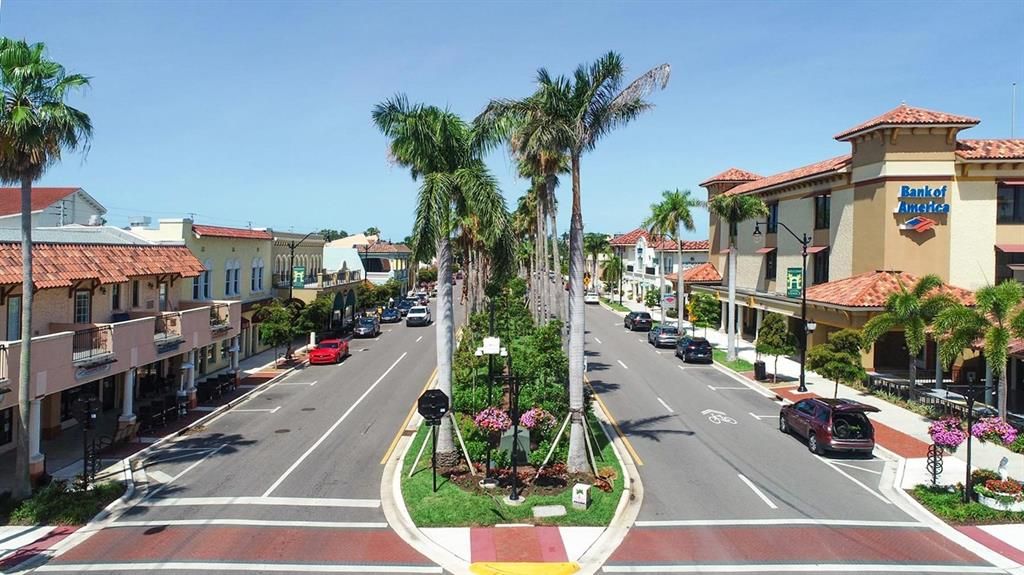 For Sale: $279,000 (2 beds, 1 baths, 1105 Square Feet)