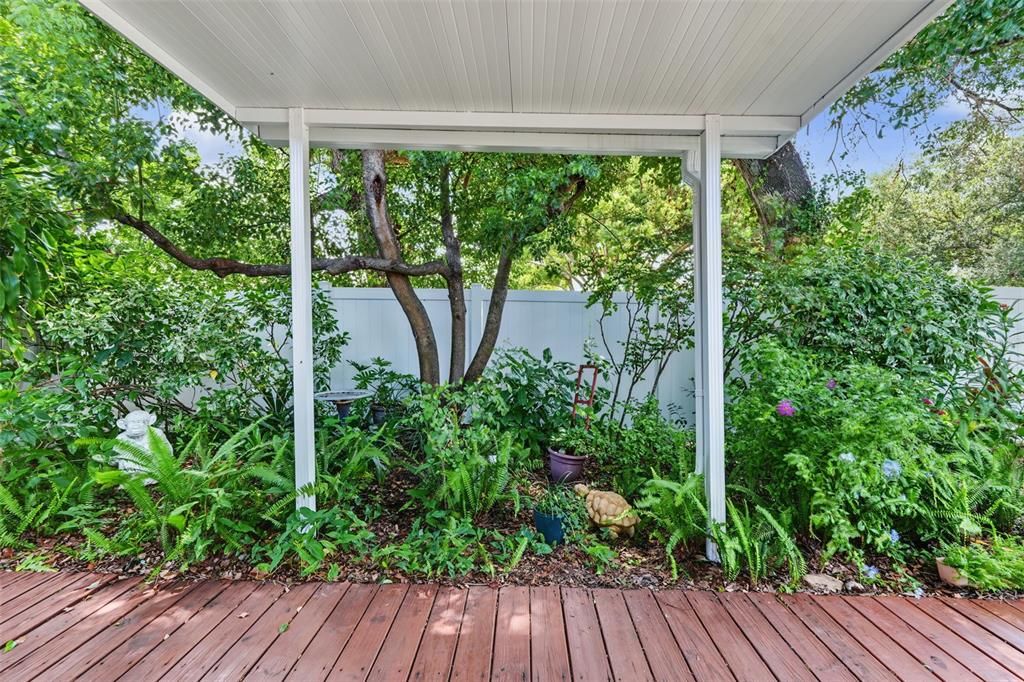 En Venta: $565,000 (4 camas, 2 baños, 1964 Pies cuadrados)