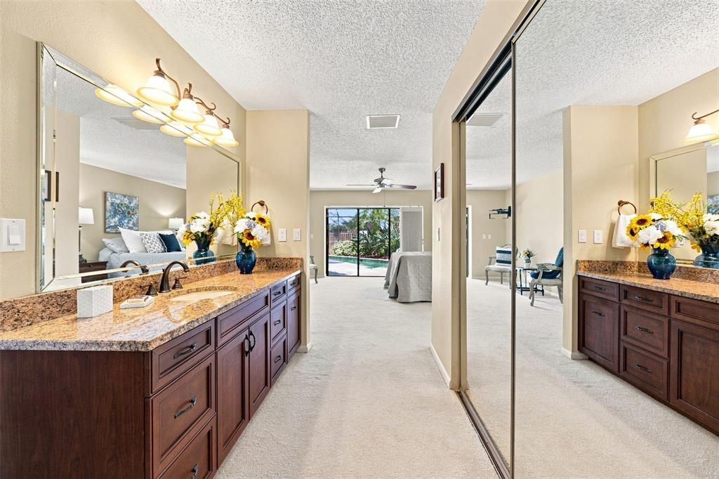 Active With Contract: $835,000 (5 beds, 3 baths, 2922 Square Feet)