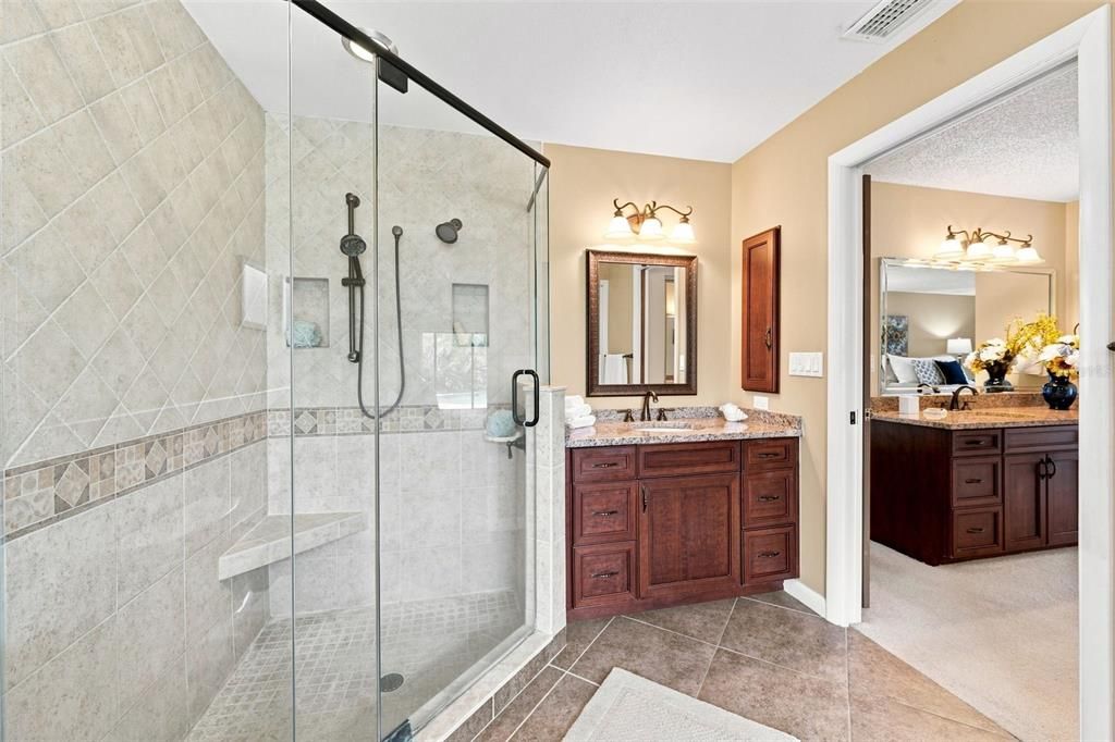 Active With Contract: $835,000 (5 beds, 3 baths, 2922 Square Feet)