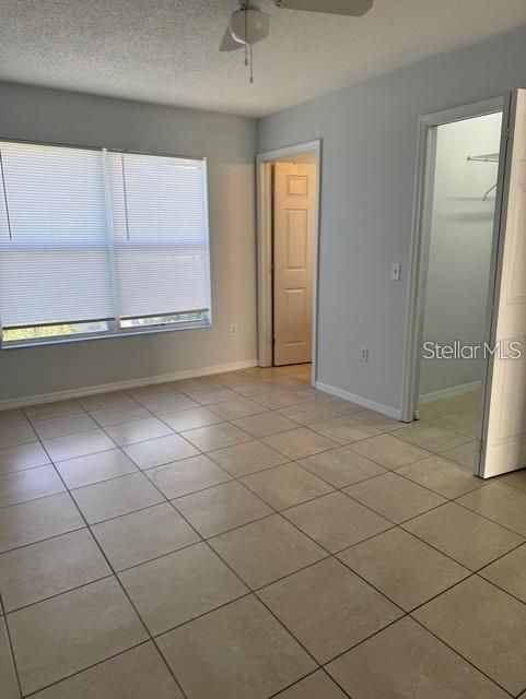 For Rent: $1,900 (3 beds, 2 baths, 4488 Square Feet)