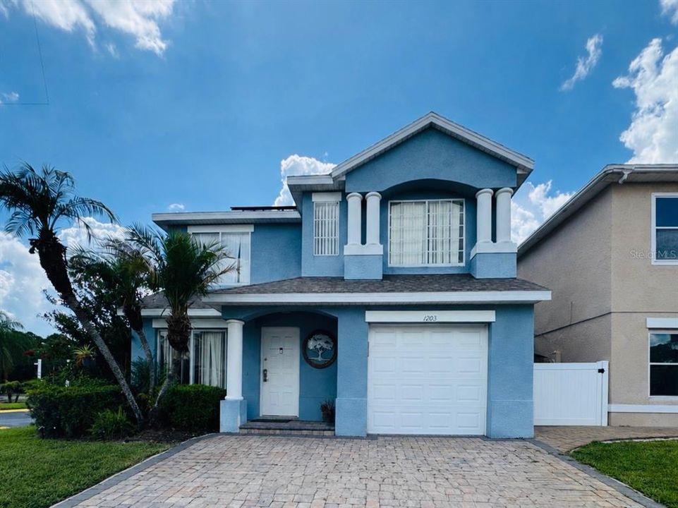 For Rent: $3,000 (5 beds, 3 baths, 1692 Square Feet)