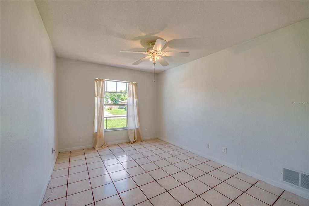 For Sale: $300,000 (3 beds, 2 baths, 1455 Square Feet)