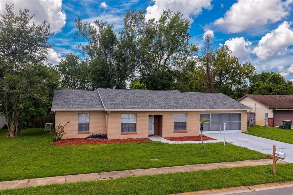 For Sale: $300,000 (3 beds, 2 baths, 1455 Square Feet)