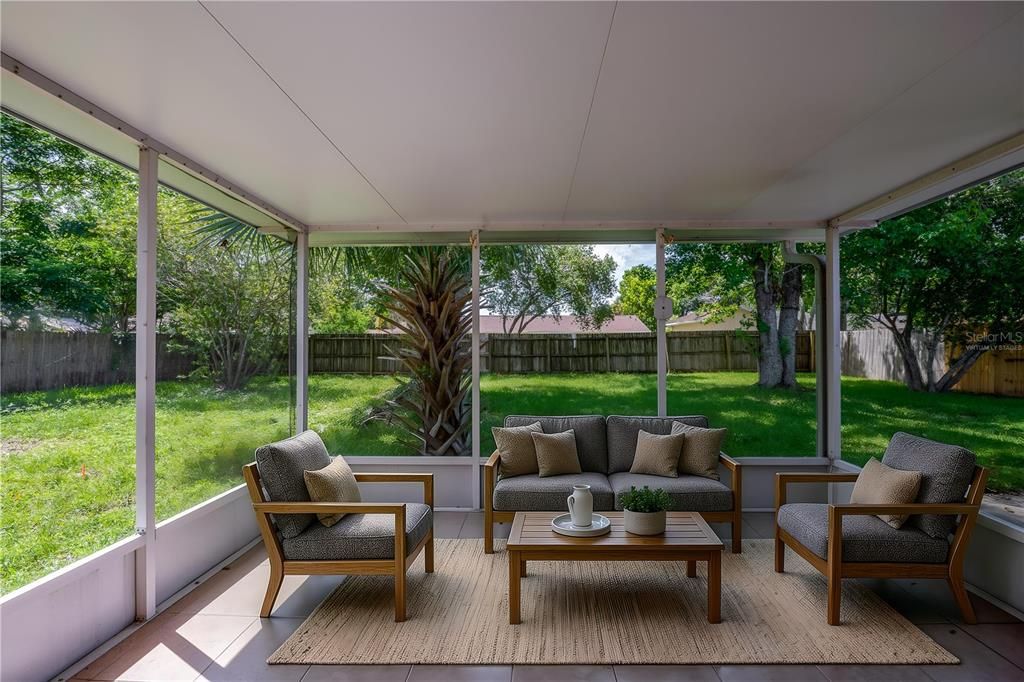 For Sale: $300,000 (3 beds, 2 baths, 1455 Square Feet)