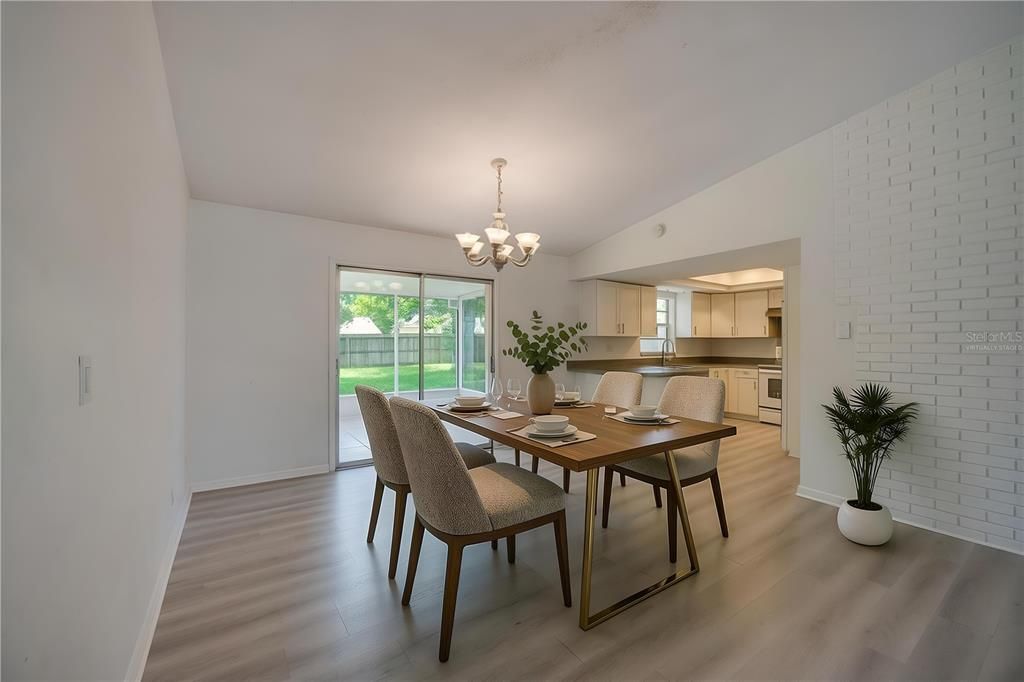 For Sale: $300,000 (3 beds, 2 baths, 1455 Square Feet)