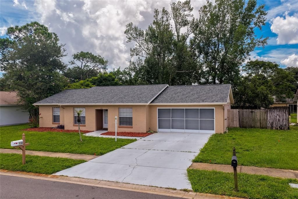 For Sale: $300,000 (3 beds, 2 baths, 1455 Square Feet)