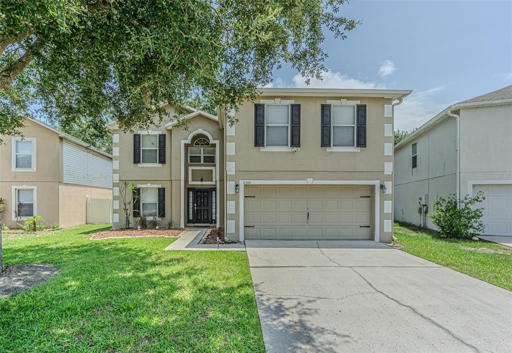 For Rent: $2,800 (4 beds, 2 baths, 2789 Square Feet)