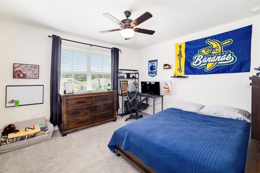 For Sale: $625,000 (5 beds, 3 baths, 2601 Square Feet)