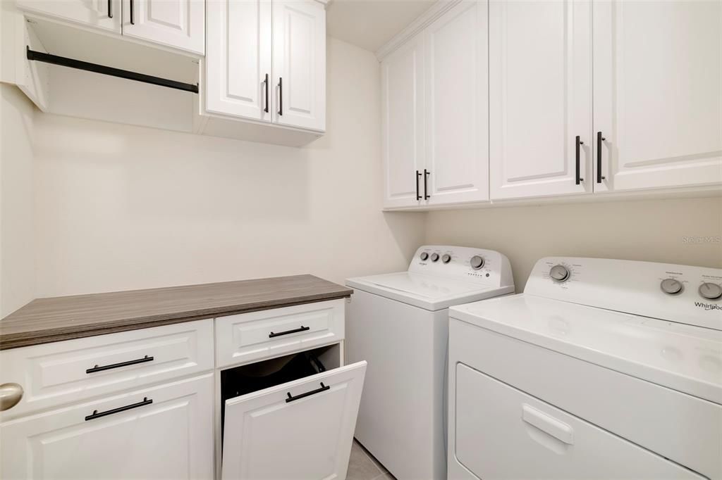 For Sale: $625,000 (5 beds, 3 baths, 2601 Square Feet)