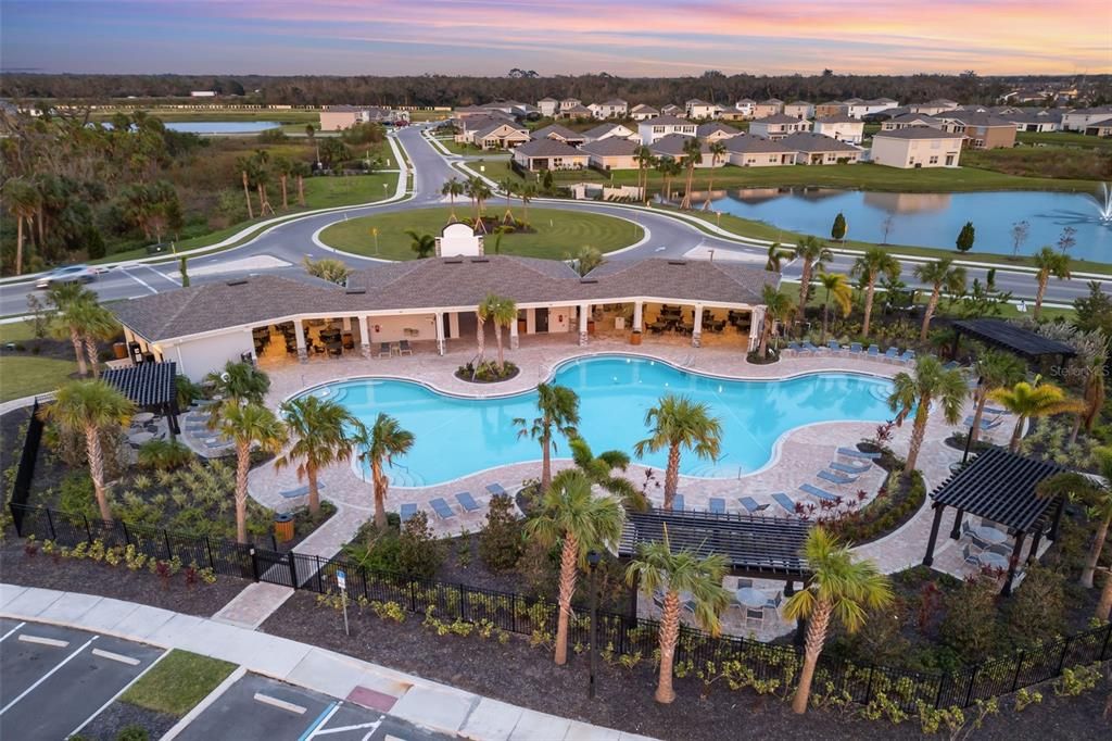 For Sale: $625,000 (5 beds, 3 baths, 2601 Square Feet)