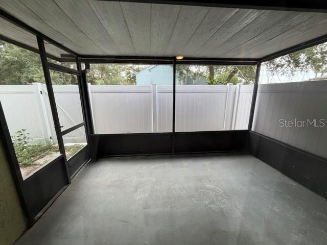 For Sale: $249,900 (4 beds, 3 baths, 1611 Square Feet)