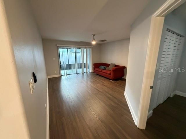 For Sale: $249,900 (4 beds, 3 baths, 1611 Square Feet)