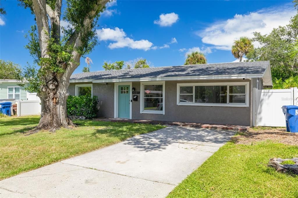 En Venta: $400,000 (3 camas, 2 baños, 1164 Pies cuadrados)