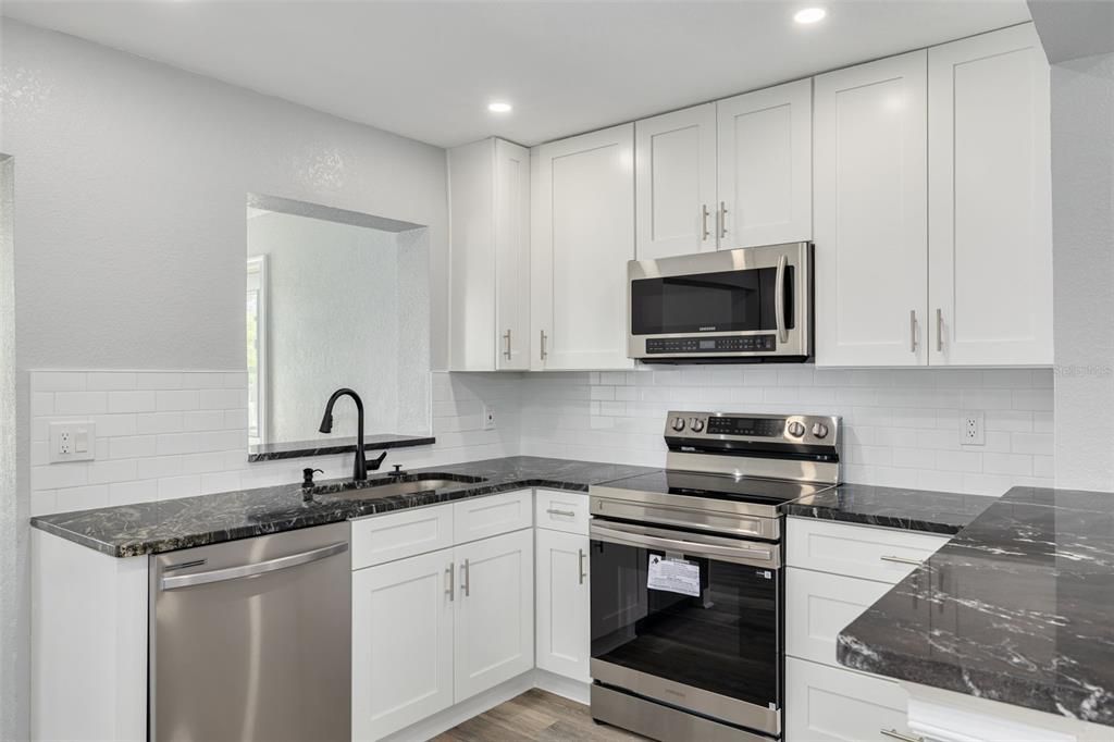 En Venta: $400,000 (3 camas, 2 baños, 1164 Pies cuadrados)