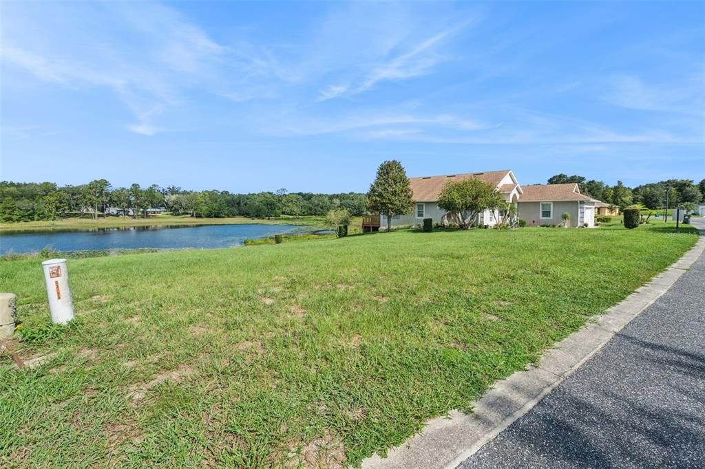 待售: $79,000 (0.27 acres)