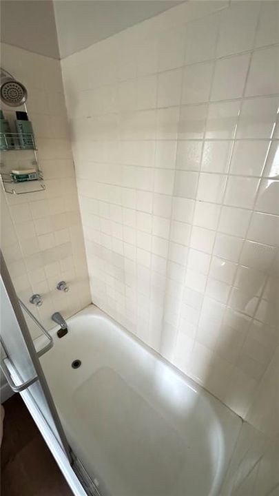 For Sale: $419,000 (3 beds, 3 baths, 2081 Square Feet)