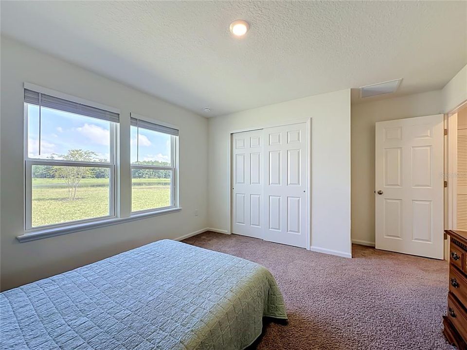 For Sale: $288,000 (3 beds, 2 baths, 1286 Square Feet)
