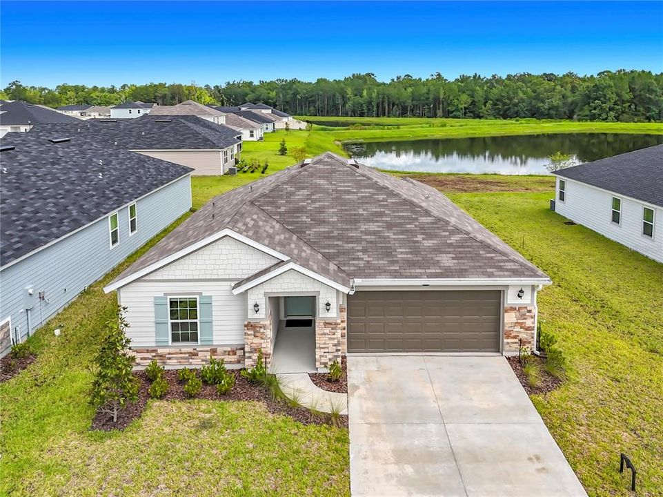 For Sale: $288,000 (3 beds, 2 baths, 1286 Square Feet)