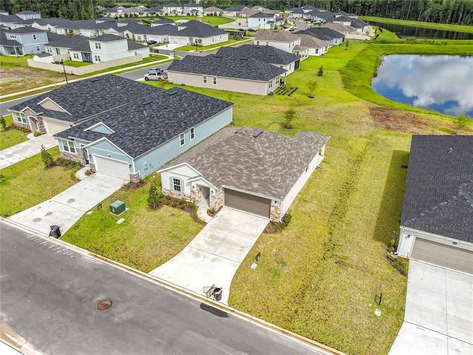 For Sale: $288,000 (3 beds, 2 baths, 1286 Square Feet)
