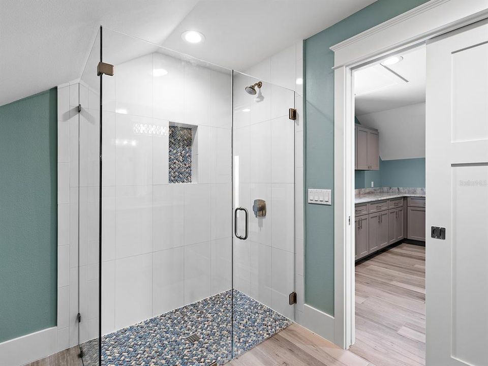 For Sale: $3,400,000 (3 beds, 3 baths, 3565 Square Feet)