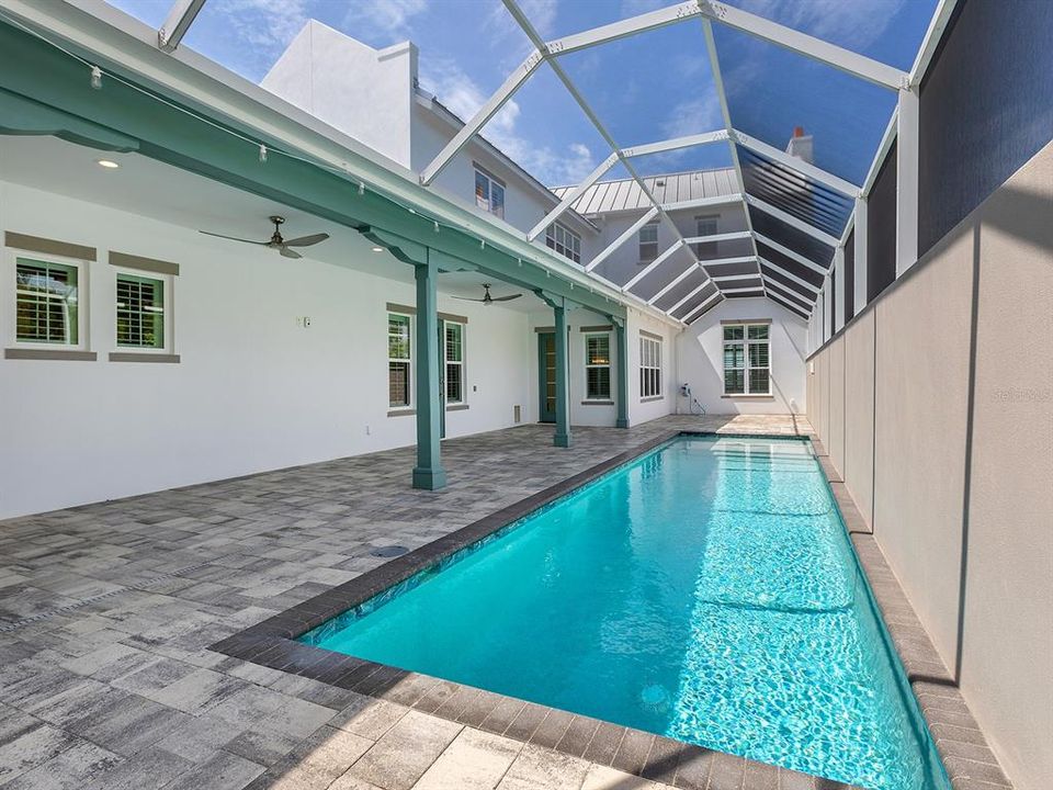 For Sale: $3,400,000 (3 beds, 3 baths, 3565 Square Feet)