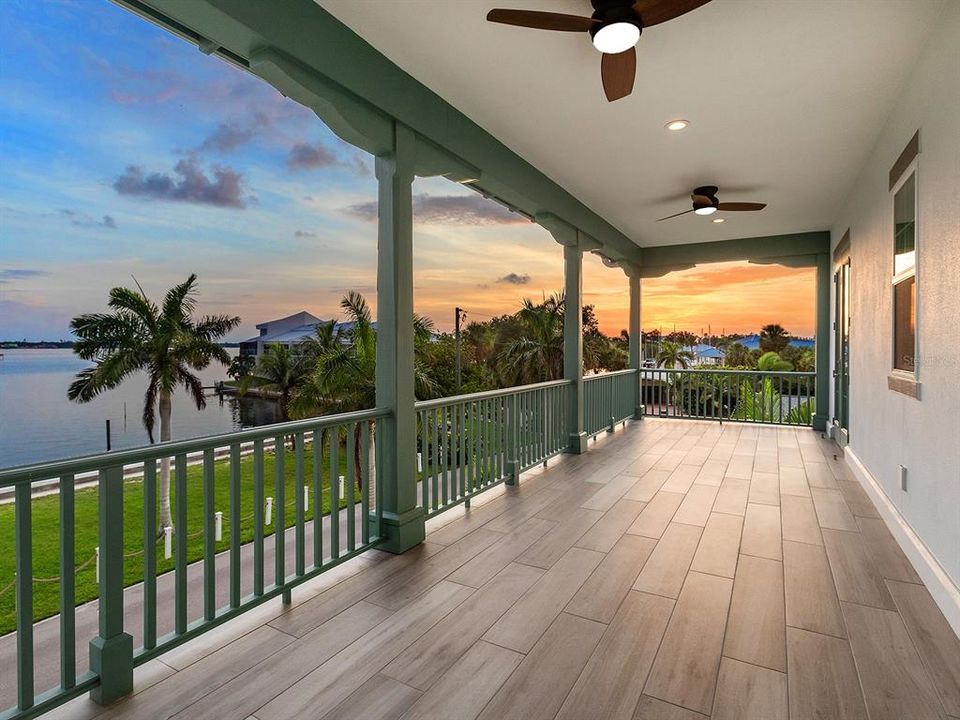 For Sale: $3,400,000 (3 beds, 3 baths, 3565 Square Feet)