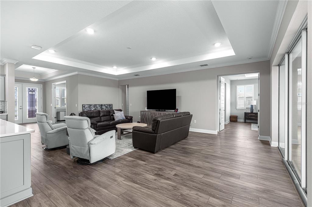 For Sale: $540,000 (3 beds, 3 baths, 2893 Square Feet)