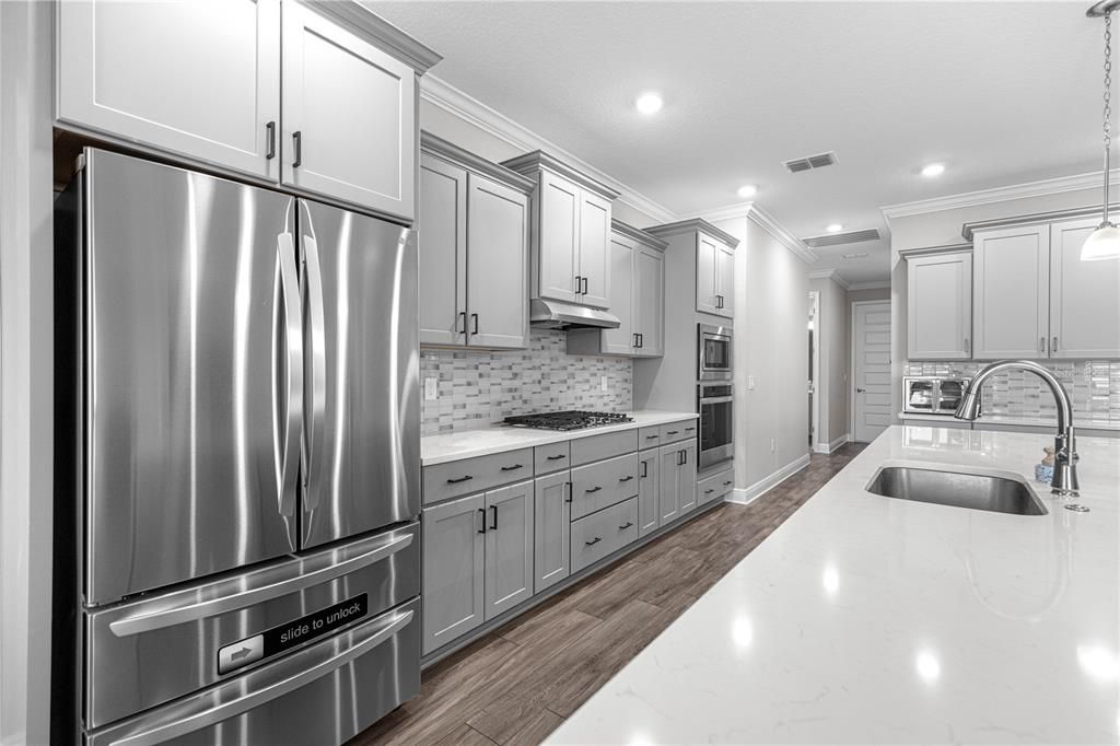 For Sale: $540,000 (3 beds, 3 baths, 2893 Square Feet)