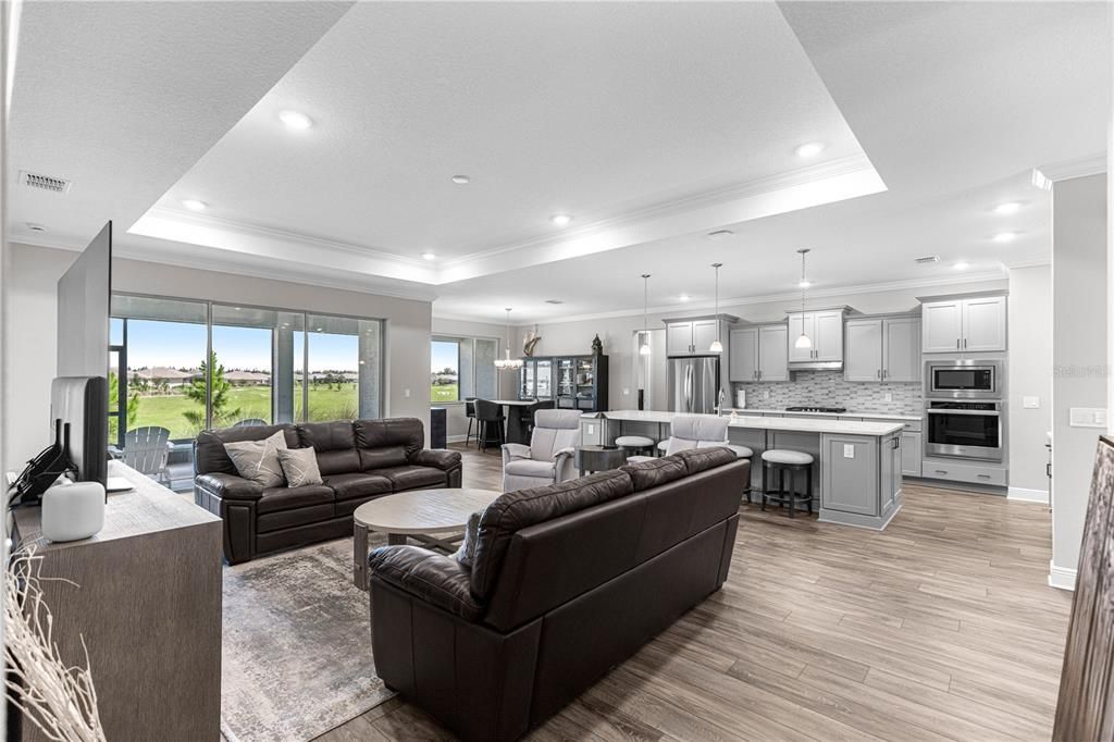 For Sale: $540,000 (3 beds, 3 baths, 2893 Square Feet)