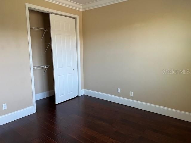 For Rent: $2,500 (4 beds, 2 baths, 2070 Square Feet)