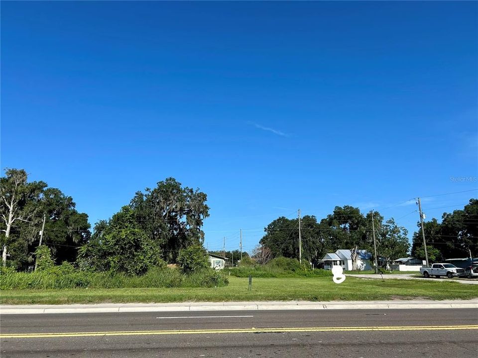 待售: $95,000 (0.56 acres)