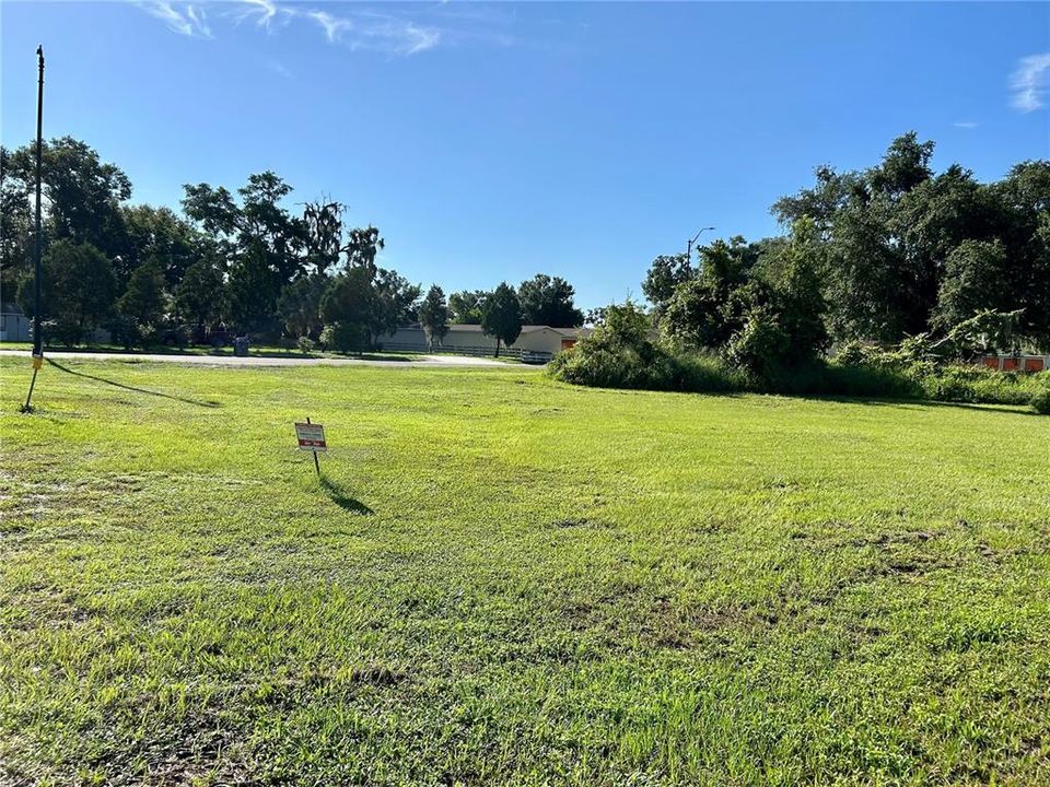 待售: $95,000 (0.56 acres)