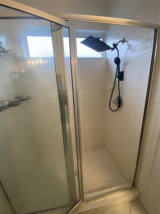 For Rent: $2,100 (3 beds, 2 baths, 1343 Square Feet)