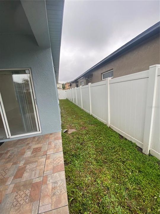For Rent: $2,100 (3 beds, 2 baths, 1343 Square Feet)
